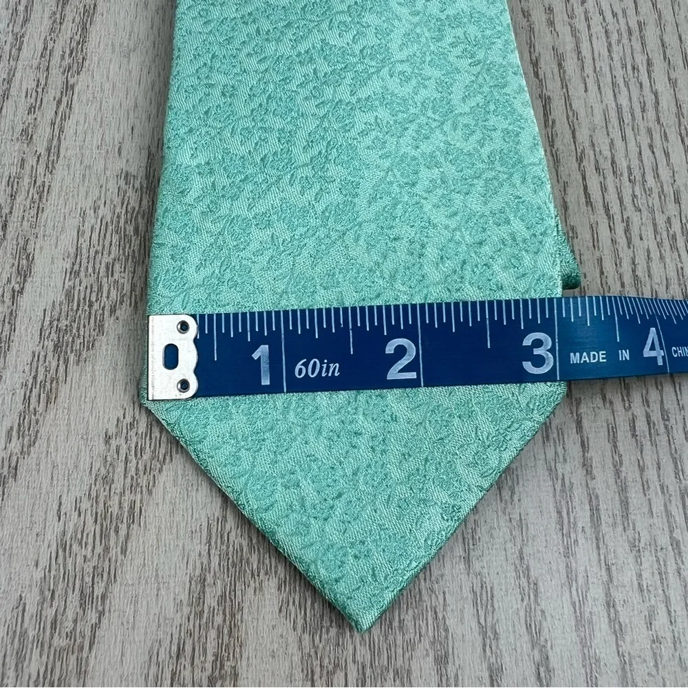 636 - Michael Kors Linley Floral Tie Green 300 2MKC24-1005 Silk Blend $69.50